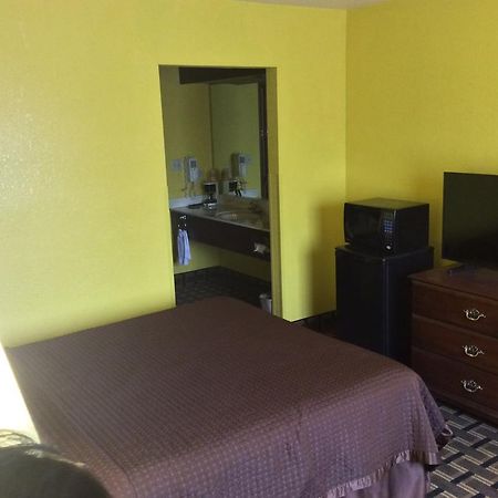 Country Hearth Inn - โบว์ลิงกรีน ภายนอก รูปภาพ