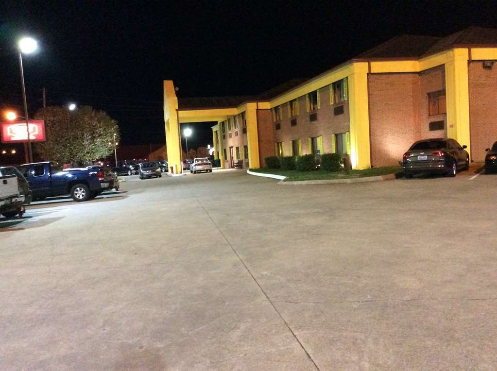 Country Hearth Inn - โบว์ลิงกรีน ภายนอก รูปภาพ