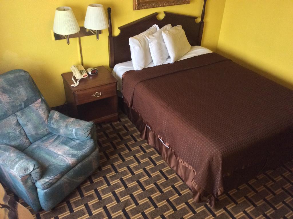 Country Hearth Inn - โบว์ลิงกรีน ภายนอก รูปภาพ