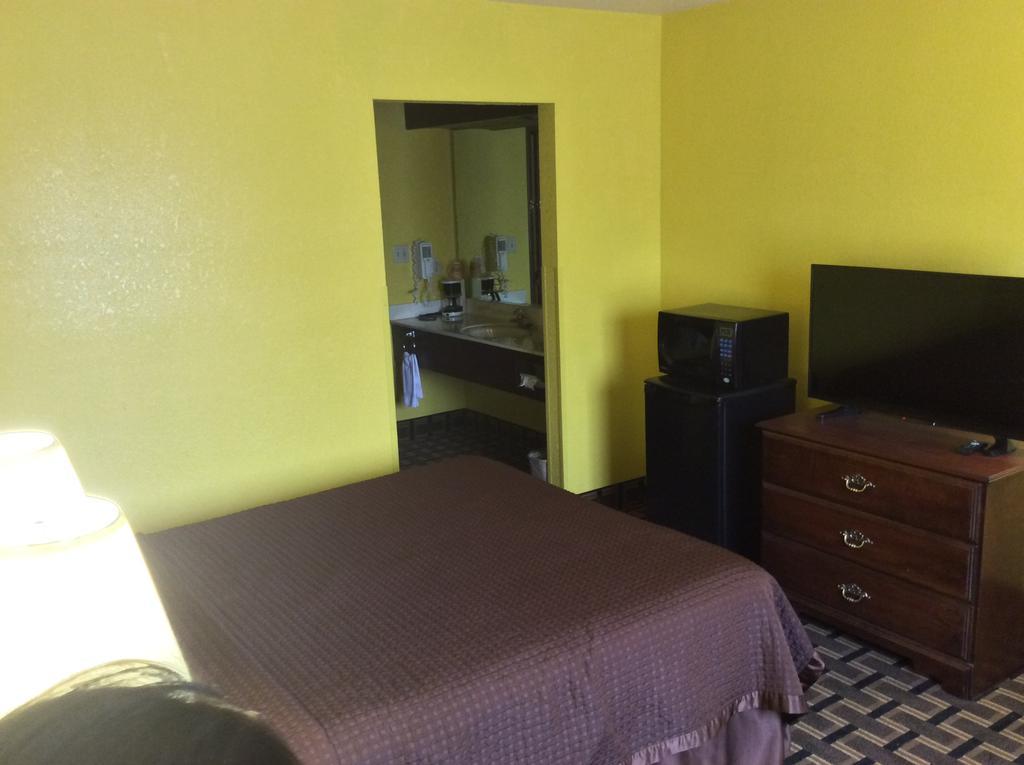 Country Hearth Inn - โบว์ลิงกรีน ภายนอก รูปภาพ