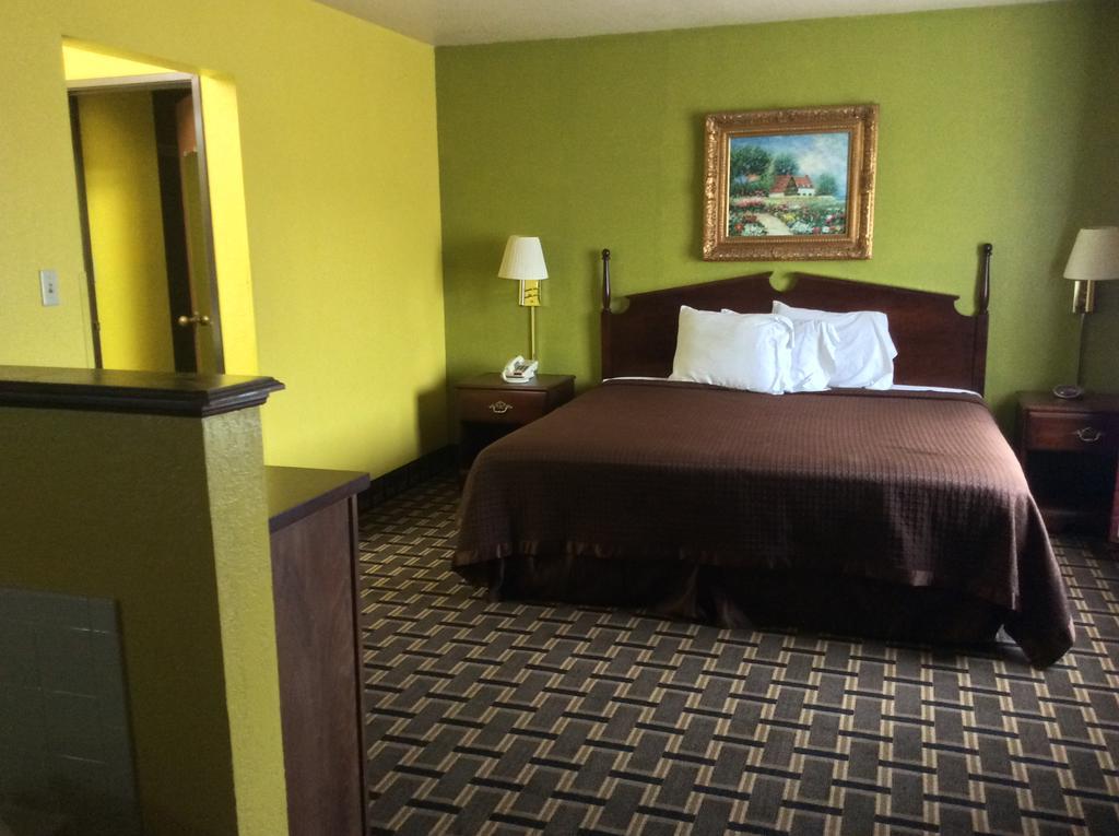 Country Hearth Inn - โบว์ลิงกรีน ภายนอก รูปภาพ