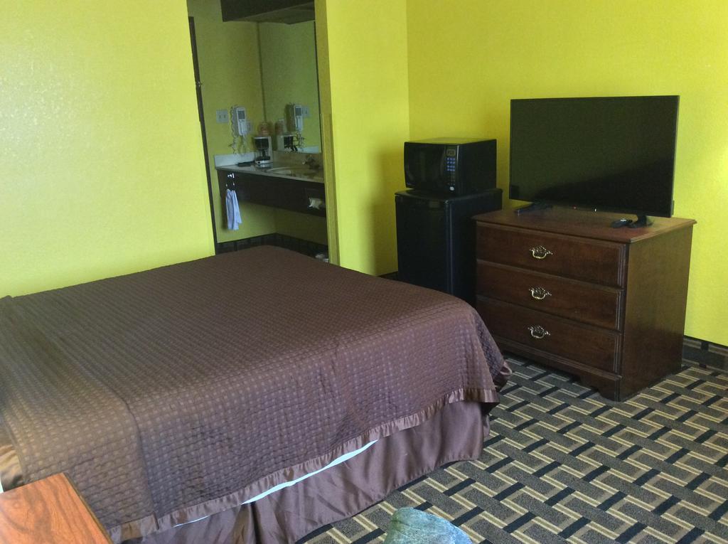 Country Hearth Inn - โบว์ลิงกรีน ภายนอก รูปภาพ