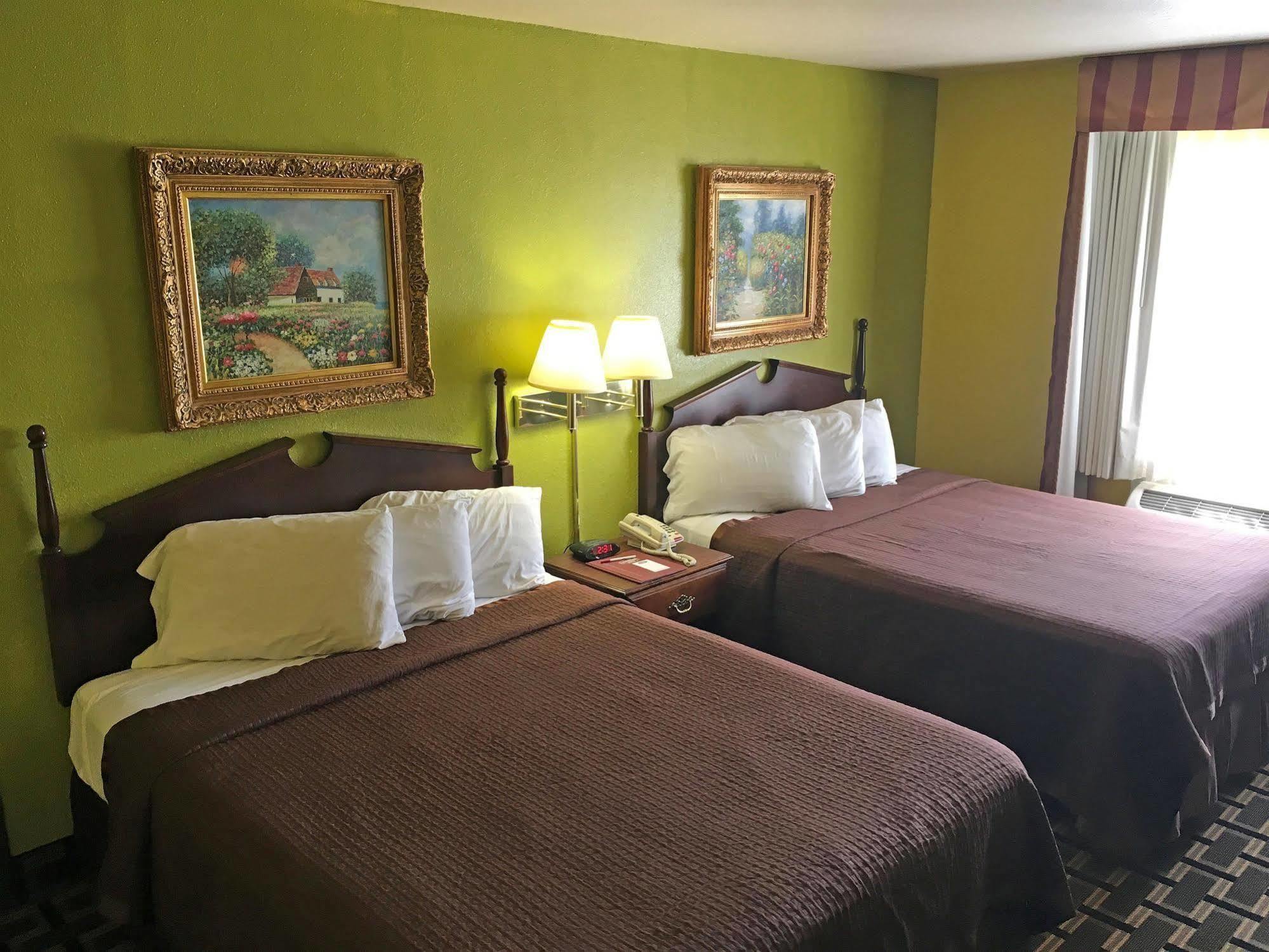 Country Hearth Inn - โบว์ลิงกรีน ภายนอก รูปภาพ